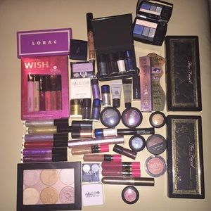 Huge makeup bundle